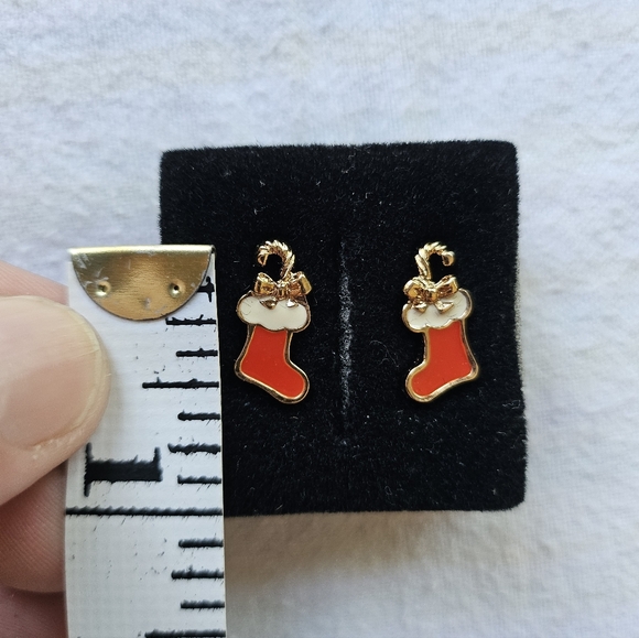 Vintage Avon Festive Accents Holiday Earrings, Santa's Stocking, Red, Gold, NIB - Picture 7 of 7